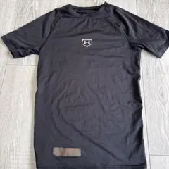 Under Armour 黒 アンダーシャツ