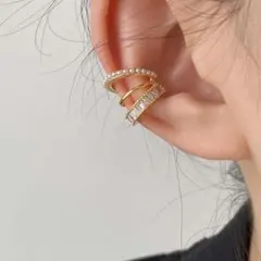 イヤーカフ　ボリューム　ゴールド　3連タイプ　パール　ビジュー　重ね付け風