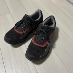 KIKO KOSTADINOV × asicsのサムネイル