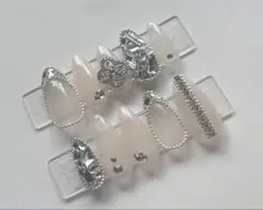 NO.1♡ ちゅるん系 大人可愛い ネイルチップ 上品 ビジュー 韓国 お呼ばれ