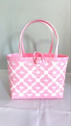 Item thumbnail for item eff47c8d-a6b8-4f58-9938-37d0175488a9