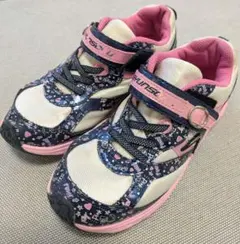 瞬足スニーカー21.0E