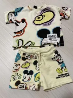 ミッキーマウス Tシャツとショートパンツ セット