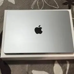 Apple MacBook 本体 A3241 シルバー - メルカリ