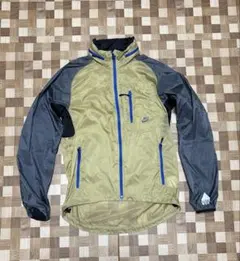 ランナー様専用　ナイキ スポーツ フード付きジャケット