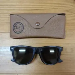 Ray-Ban サングラス ウェイファーラー ブラック ケース付き