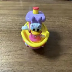 ディズニーガチャ　デイジー　美品