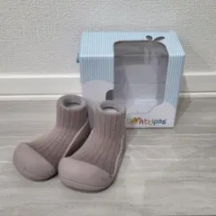 【新品未使用】attipas（アティパス）ファーストシューズ13.5cm