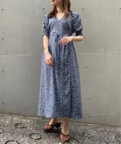 AS KNOW AS アズノウアズ ワンピース 花柄 フラワー 青 五分袖