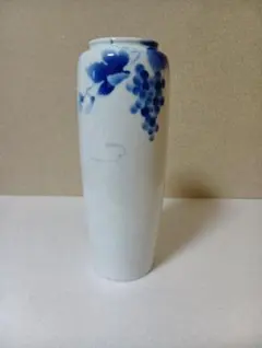 深川製磁花瓶　有田焼　ブルーワイナリーのサムネイル