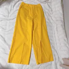 【サンプル品】イエロー スリット入り ワイドパンツ