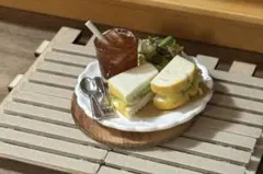 Item thumbnail for item 0a4721ff-039b-4bf8-8215-630401be6bde