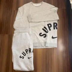 Supreme Nike Arcセットアップ