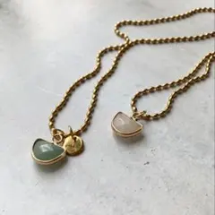oval ball chain ×半円チャームのネックレス 天然石 ステンレス