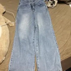 MOUSSYのCROSS WAIST WIDE STRAIGHTデニム