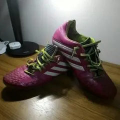 サッカースパイクプレデターリーサルゾーン