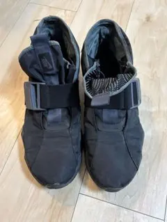 は*る様 Nike ブラック ハイカットスニーカー