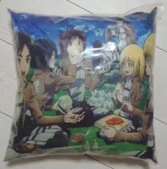 進撃の巨人　クッション
