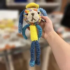 カラフルな編みぐるみ うさぎ