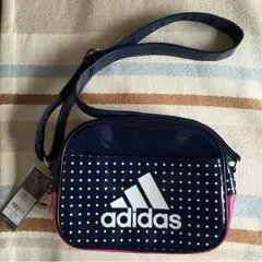 【未使用】アディダスエナメルバッグ(小)のサムネイル