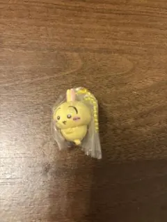 ちいかわ　マスコットつきビスケット　うさぎ