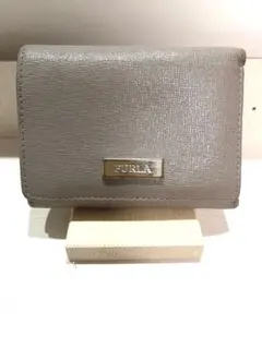 値下げしました☆FURLA グレー 三つ折り財布