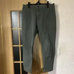 オリーブグリーン スリムフィット チノパン