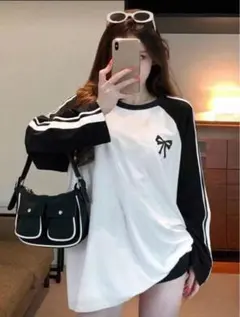 リボンマーク付き長袖ホワイト/ブラック