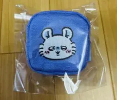 《新品タグ付》ちいかわ　カラビナつき刺繍ミニスクエアポーチ モモンガ