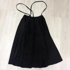 fig London サスペンダー付き プリーツロングスカート 黒のサムネイル