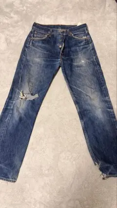 Levi's ストレートデニム ダメージ加工 - メルカリ