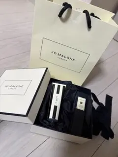 JO MALONE ハンドクリーム とEリップコンディショナーギフトボックス付き