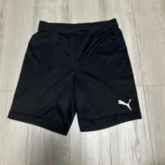 プーマ　サッカーパンツ