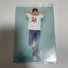 Item thumbnail for item 15762e79-ef2b-4718-ad73-7c56c8f6375c