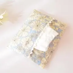 ハンドメイド　花柄ポケットティッシュカバー　水色　レース装飾付き