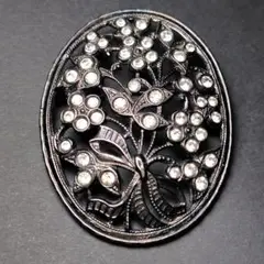 ヴィンテージブローチ　ブラックメタル　オープンワーク　花束