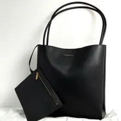 極美品✨チャールズアンドキース トートバッグ ブラックLeia レイアのサムネイル