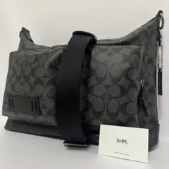 極美品　コーチ　 ショルダーバッグ メッセンジャーバッグ　PVCレザー　ブラック