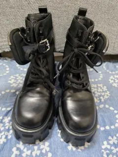 値下げ交渉受付中PRADA モノリスソールブーツ