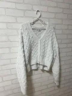 ケーブルニット Vネック カーディガン