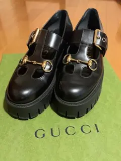 ☆GUCCI ローファー 35 蜂 刺繍付きデザイン - メルカリ