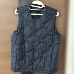 ウルトラライトダウン ネイビー　キルティングベスト