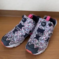 Reebok Insta Pump Fury milkfedコラボスニーカー