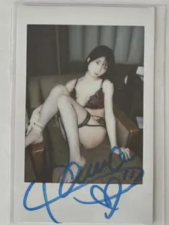 瀬戸環奈】直筆サイン入りチェキ 脇見せ 水着ver.&L版生写真 - メルカリ