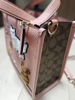 コーチ　ハンドバッグ　COACHショルダーバッグ　くま　ねこ　きのこ　カタツムリ