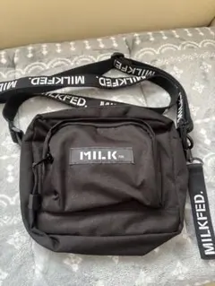 MILKFEDショルダーバックのサムネイル