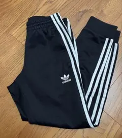 adidas パンツ