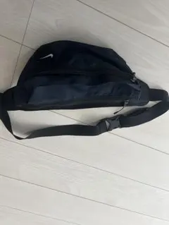 Nike ボディバッグ ネイビー