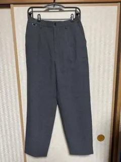 GUグレー スラックス 左側ダメージあり