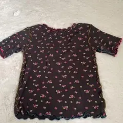マーキーズ　花柄 Tシャツ 150サイズのサムネイル